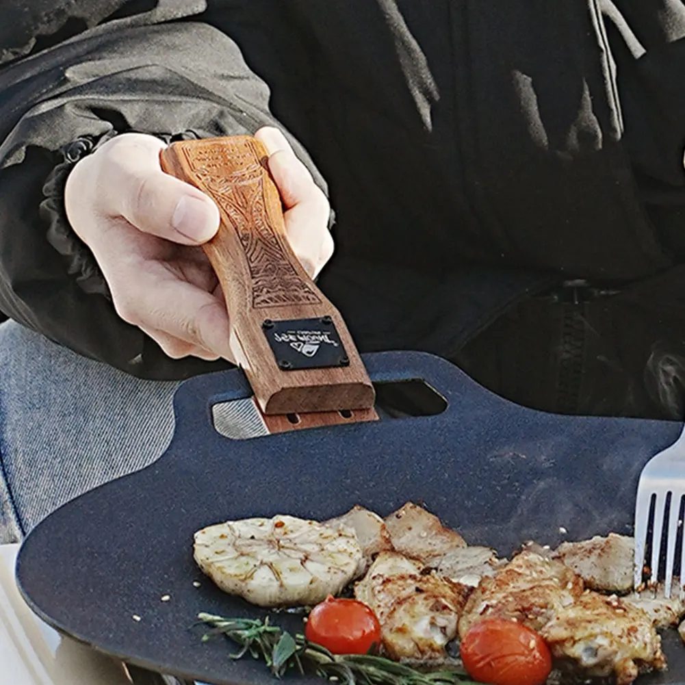 Campfire Cooking Anime - Outdoor Grillpan van Natuurlijk Hout met